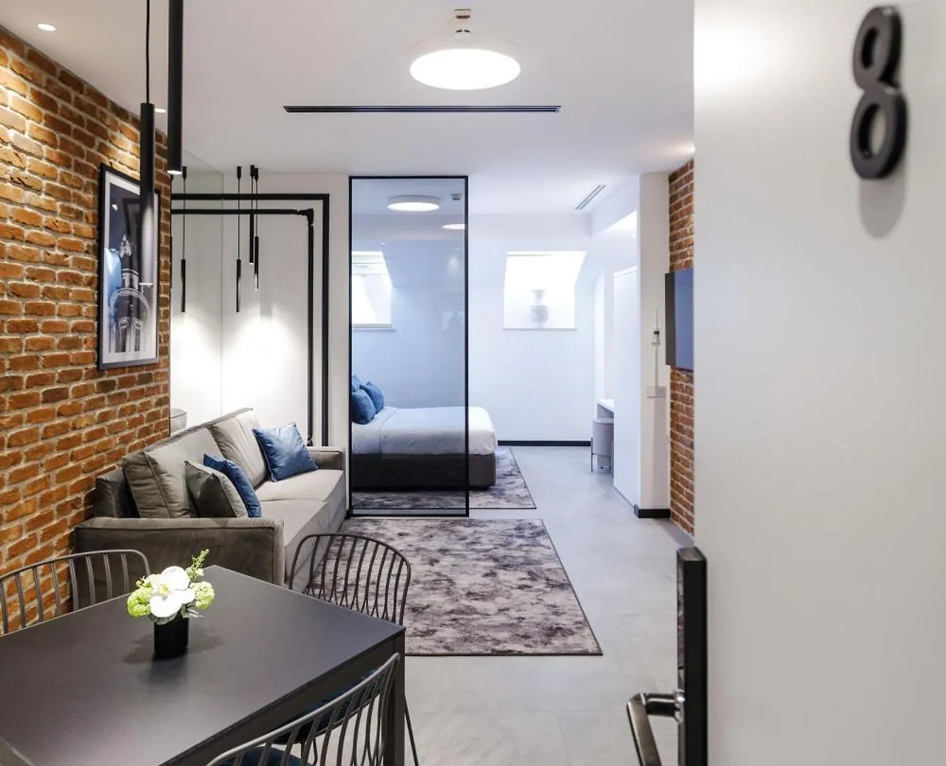 Old Town Snail Design Apartments 布加勒斯特