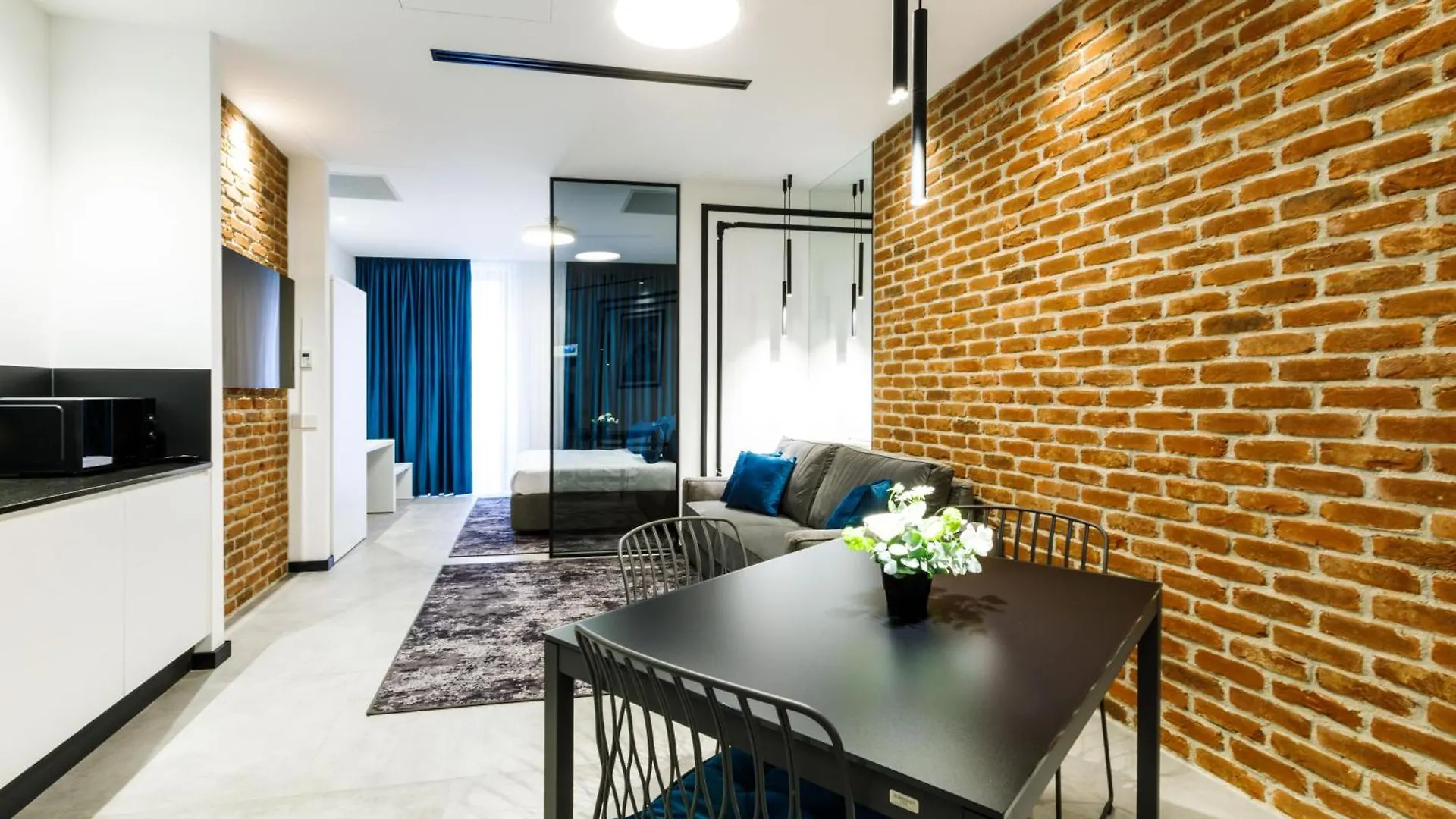 Old Town Snail Design Apartments 布加勒斯特