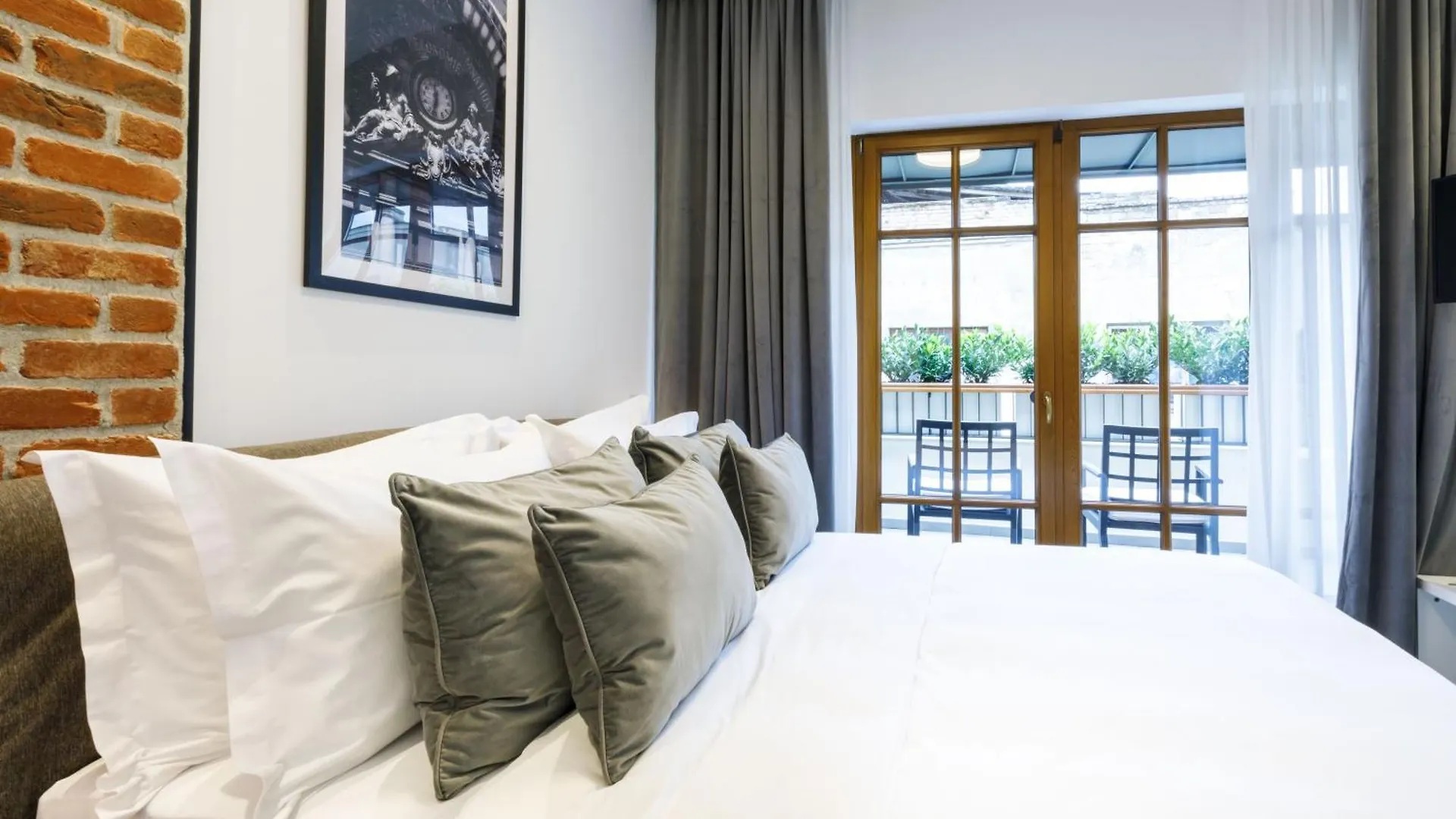 Old Town Snail Design Apartments 布加勒斯特