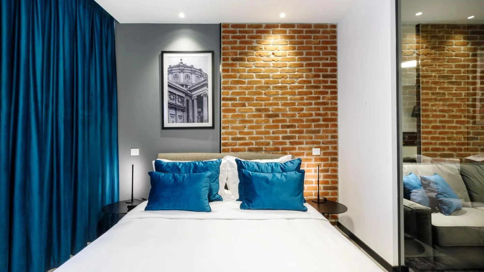 Old Town Snail Design Apartments 布加勒斯特