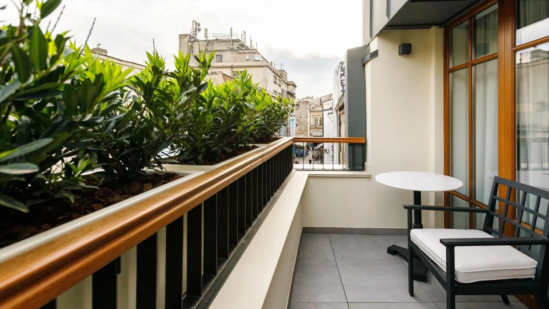 Old Town Snail Design Apartments 布加勒斯特