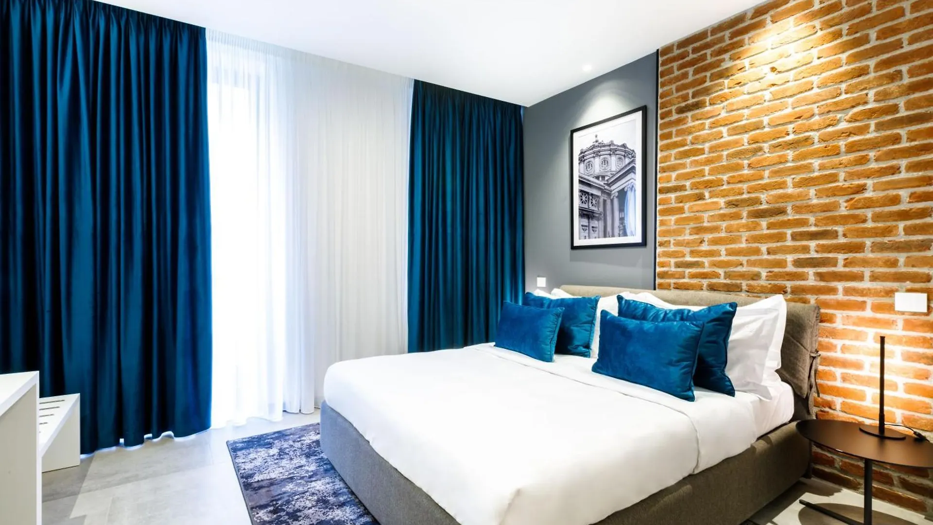 Old Town Snail Design Apartments 布加勒斯特