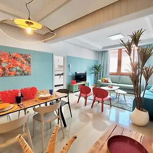 aromas-suites-apartments-1.in-canary-islands.com/