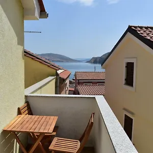 charming-apartments-do-ma-ni.primorje-gorskikotar.com/