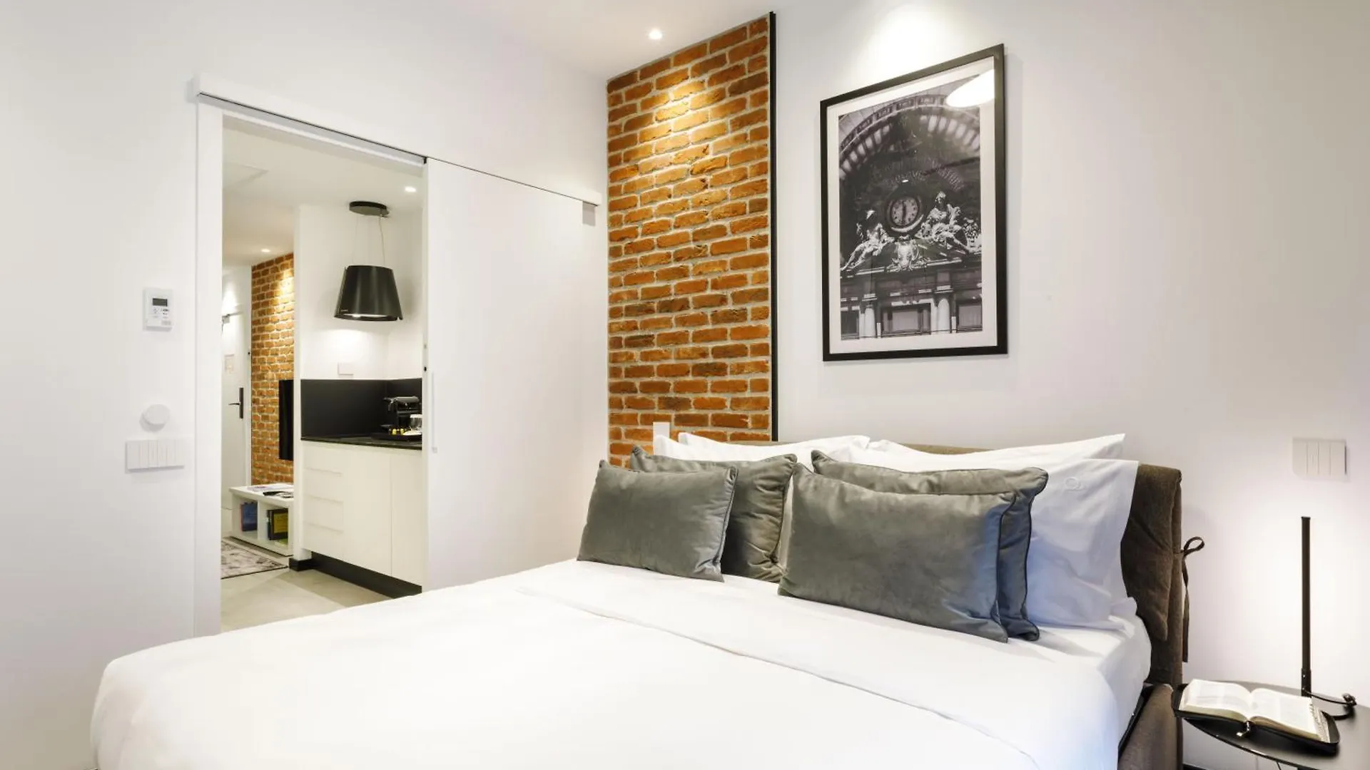 Old Town Snail Design Apartments Bucarest