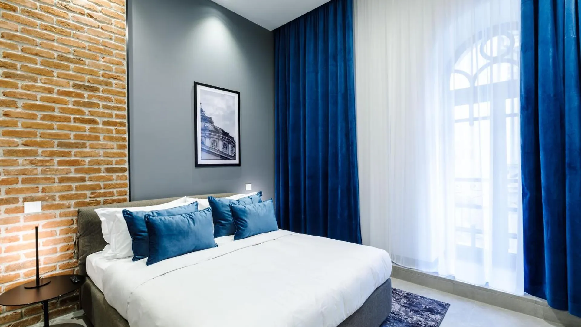 Old Town Snail Design Apartments Bucarest