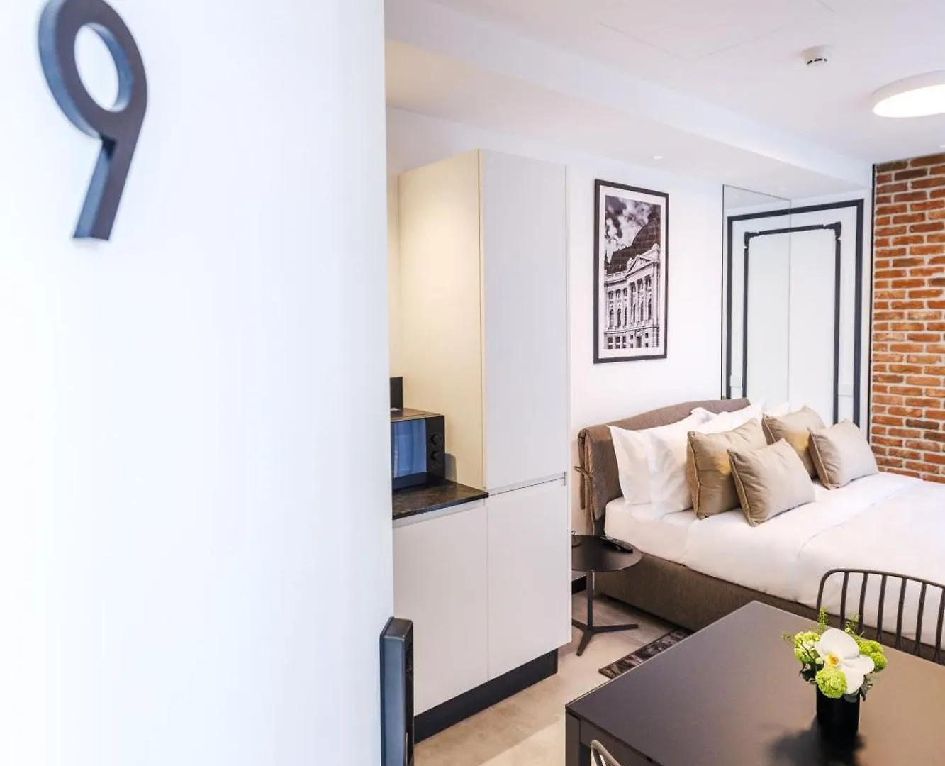 Old Town Snail Design Apartments Bucarest